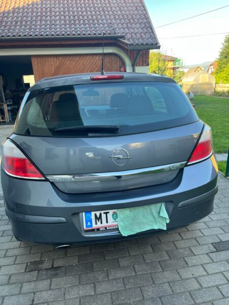 Vand Opel Astra H 1.9 diesel